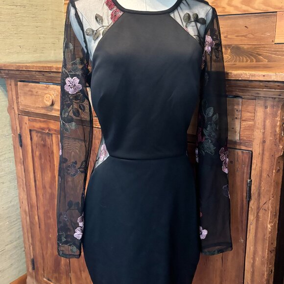 Sexy Black Dress - Picture 1 of 8